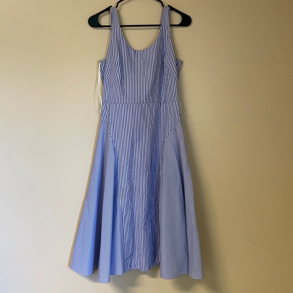 Women’s dress